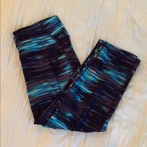 Old Navy Active Cropped Leggings